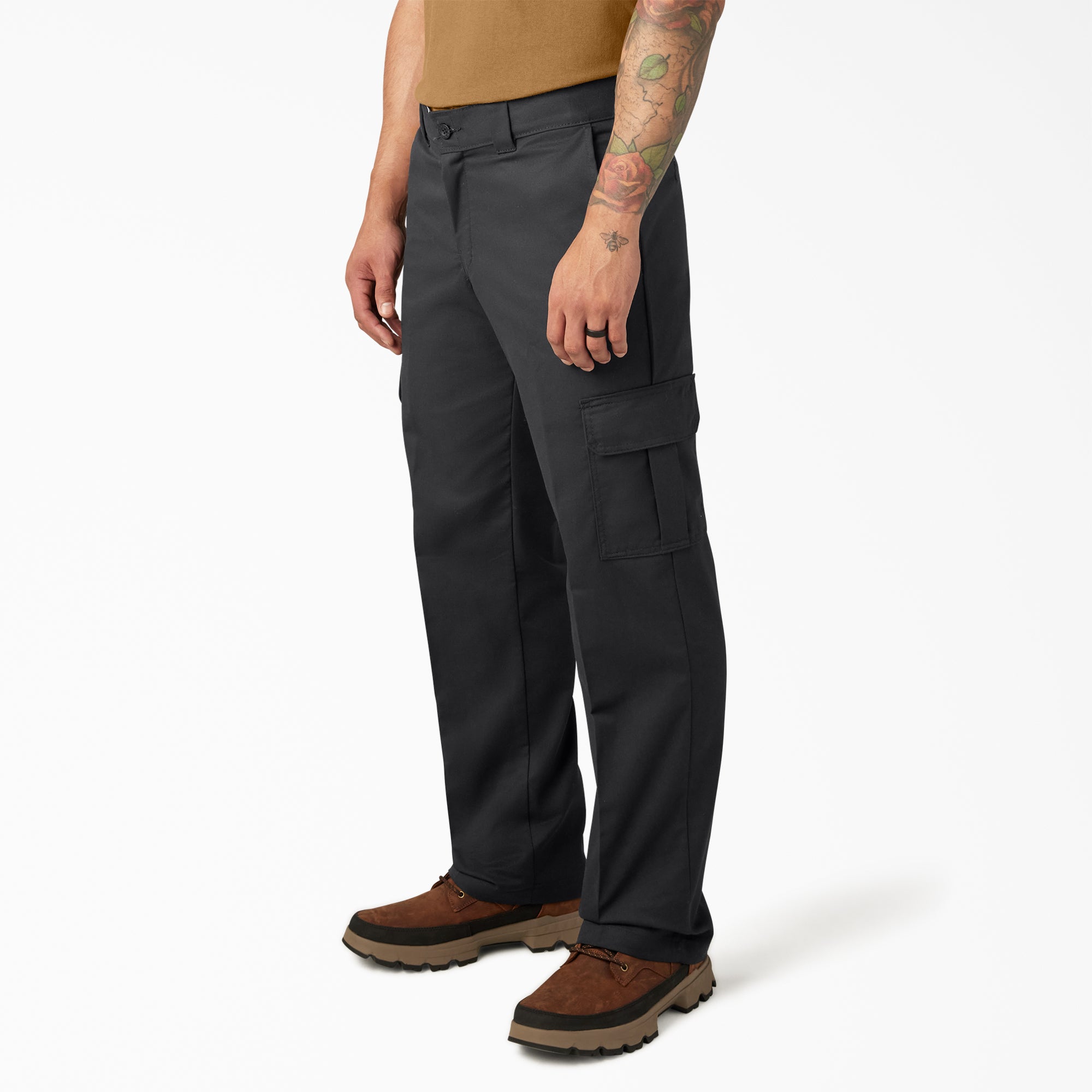 FLEX Relaxed Fit Cargo Pants